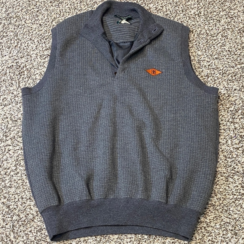 Fairway & Greene Italian Merino Wool Dark Gray V-Neck Sweater Vest